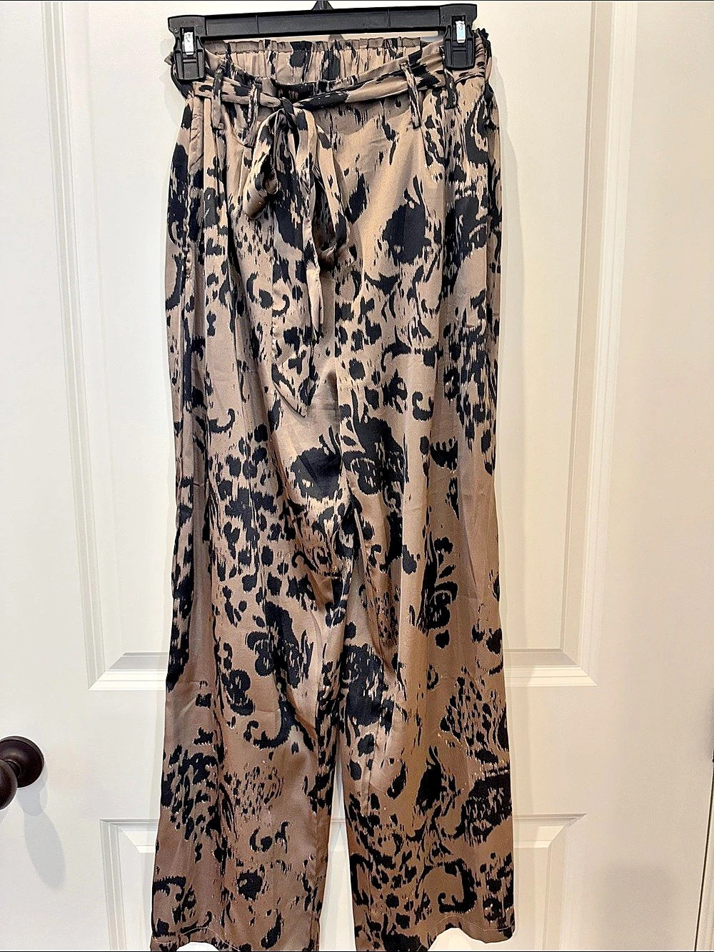 JS Millennium Animal Print Wide Leg Pants Size Small
